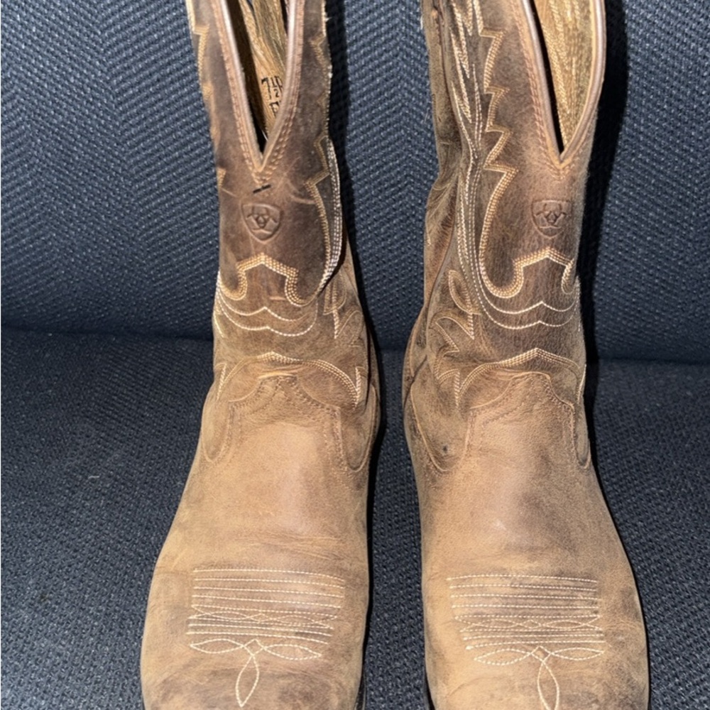 Ariat Chestnut Leather Cowboy Boots - Picture 2 of 5